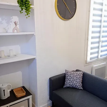 Apartment Joli Avec Balcon Perpignan