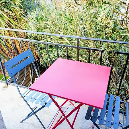 Joli Avec Balcon Apartment